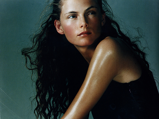 MODEL SPOTLIGHT – JAYNE