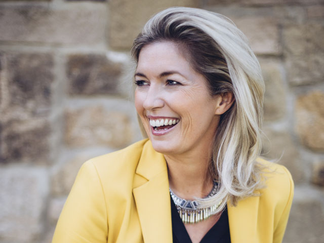 MODEL IN DEPTH – KELLY