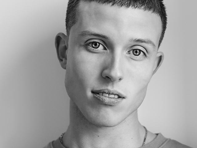 DIRECTING MODELS ON YOUR SHOOT