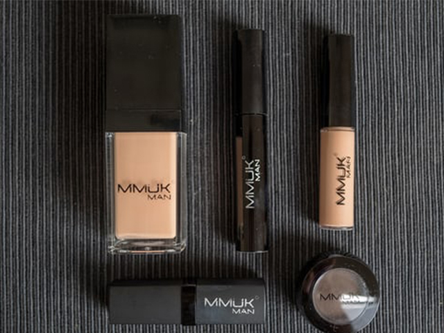 MANSCARA AND GUYLINER