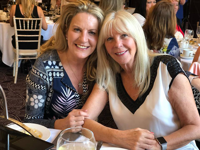 CHIC OUTFITS & CHARITY AT THE COUNTY HOTEL