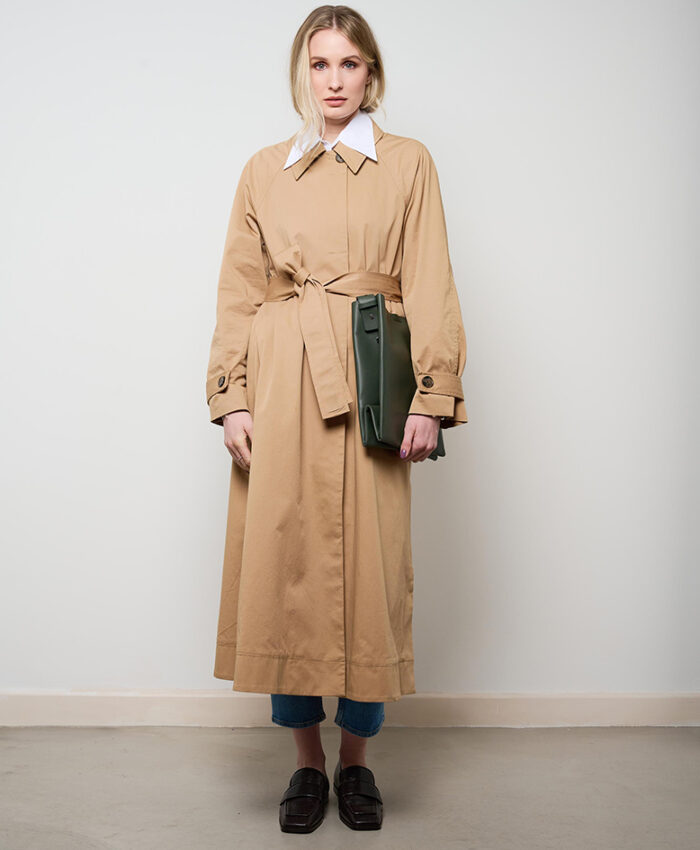 Ellie Baxter – Stylist