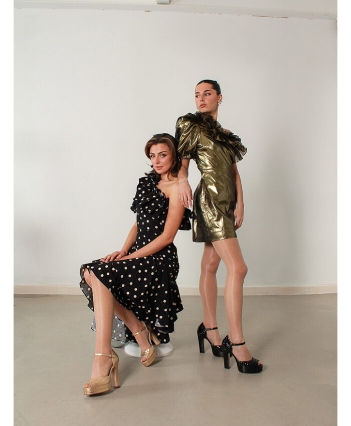 Nieve Jones – Stylist