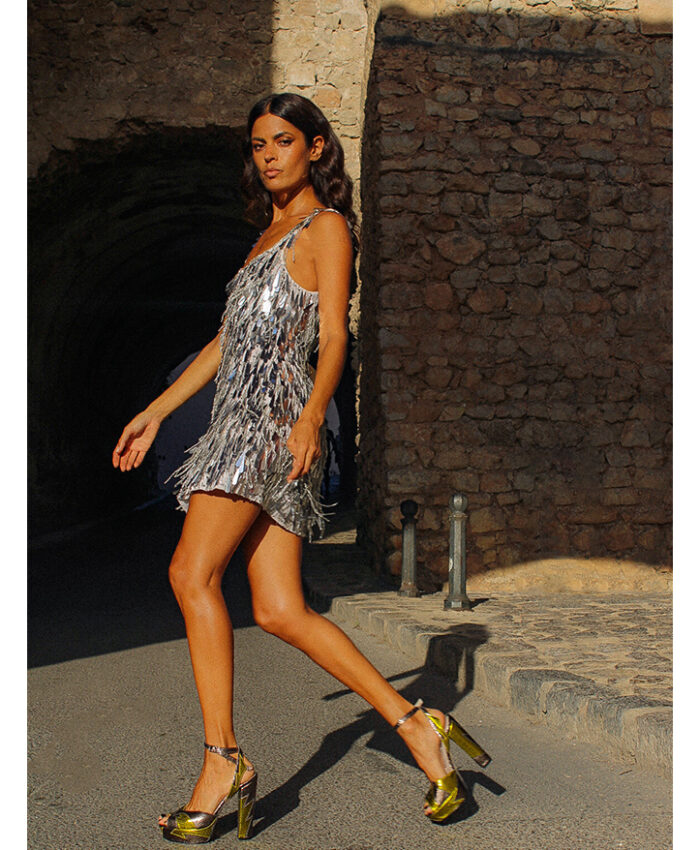 Nieve Jones – Stylist