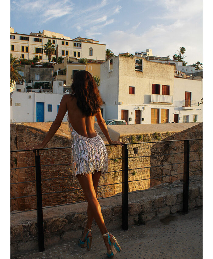 Nieve Jones – Stylist