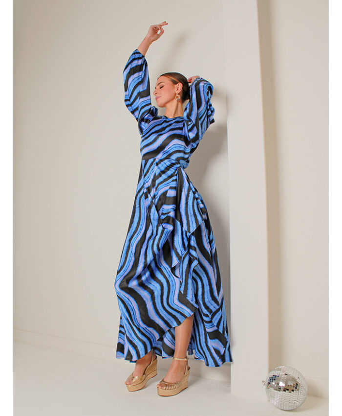 Nieve Jones – Stylist