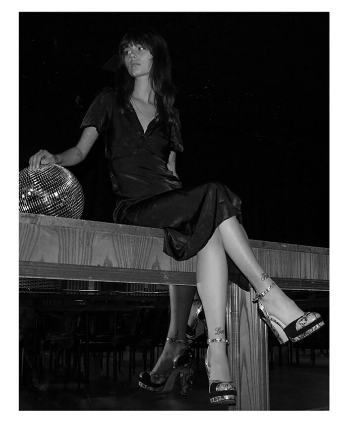 Nieve Jones – Stylist